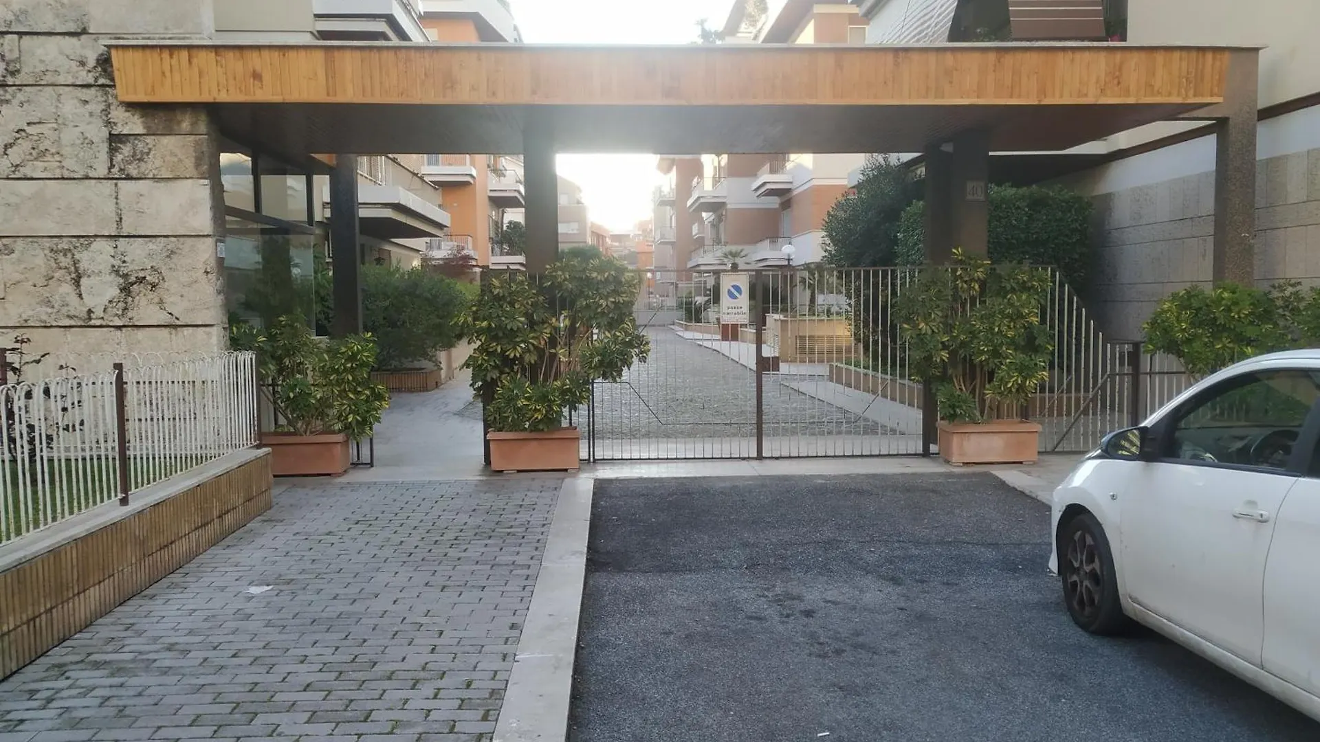 Casa Con Giardino - Metro A Cornelia Vaticano A Sole 4 Fermate Rome Italy