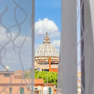 Maison Roberta San Peter Rome